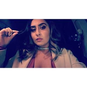 Meet your Posher, Fatima